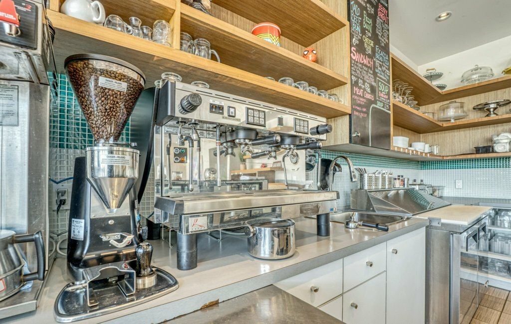 Looking to purchase an established café and bakeshop business in Okotoks? Look no further than Brown Sugar Bake Shop! 3