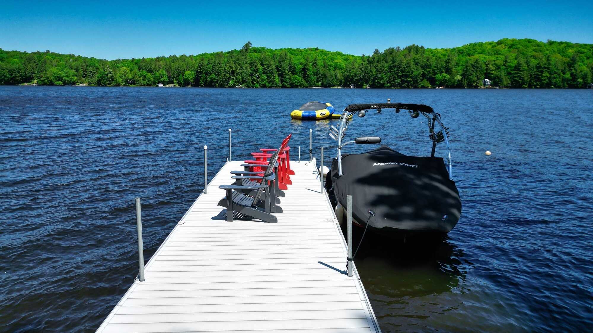 Muskoka Waterfront Cottage on 3 Mile Lake. Turn Key Cottage with 100 ft. of shoreline. 3