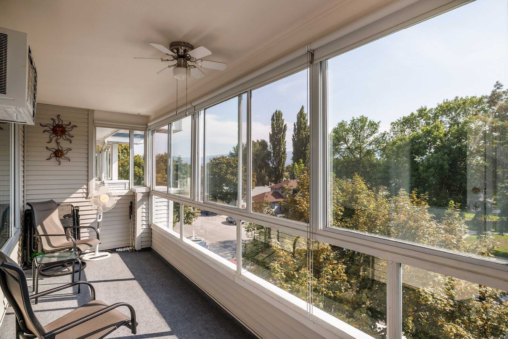 Welcome to Shaughnessy Green, beautiful condo complex located in central Kelowna on a quiet street with mature trees and park like setting. 5