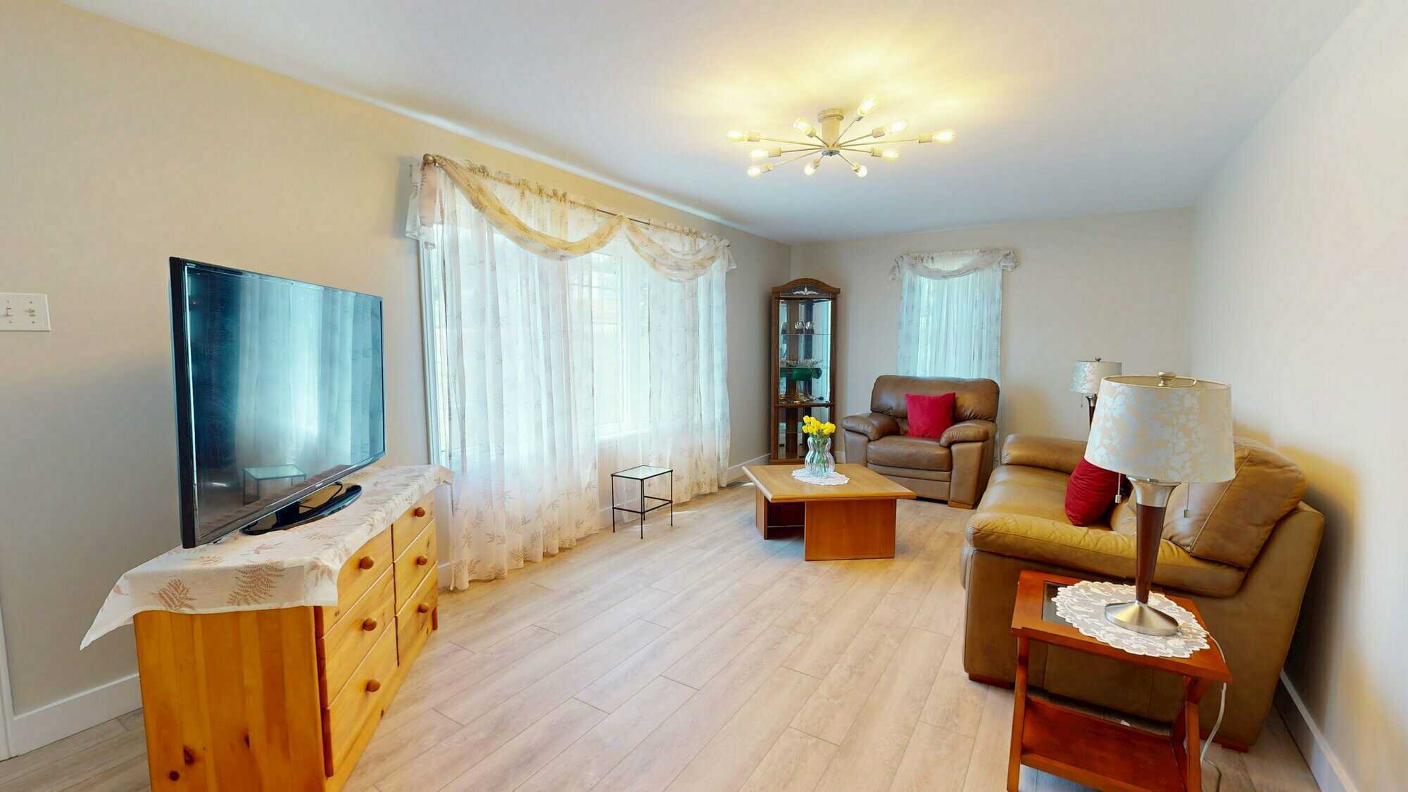 Renovated Family Home in Havre Boucher 4