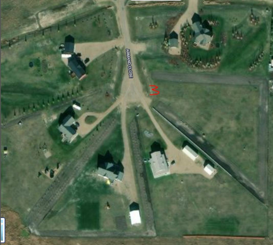 Build your dream home! Country living on Stettler's doorstep. 2