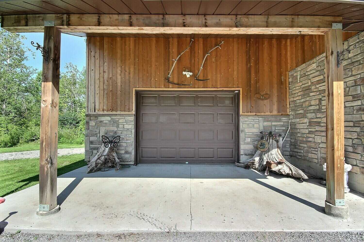 4 Bedroom (3+1), 2 Bathroom Raised Bungalow on a Beautiful 100 Acre Property in Tweed. Conveniently Located 20 Minutes From Belleville and 30 Minutes to Napanee! 4