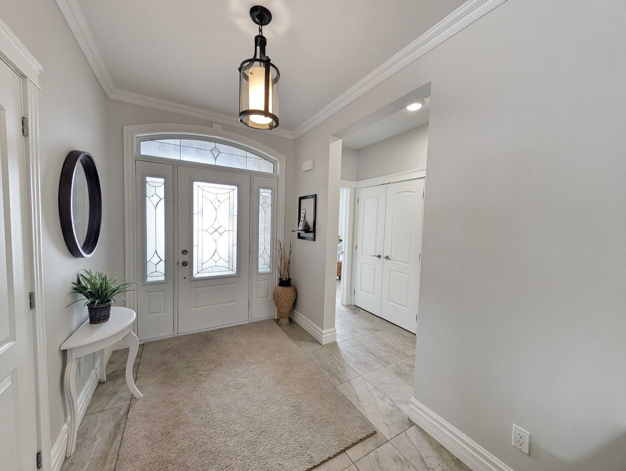 Executive-Style Bungalow on 3 Acres – Quality Built & Move-In Ready - Superbe Maison de Style Exécutif sur un Terrain de 3 Acres 3