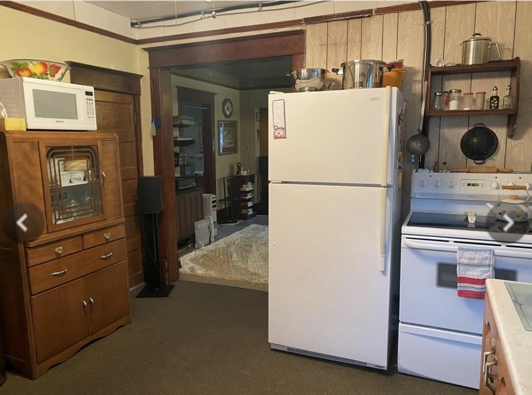 Cabin for Sale - Etters Beach 3