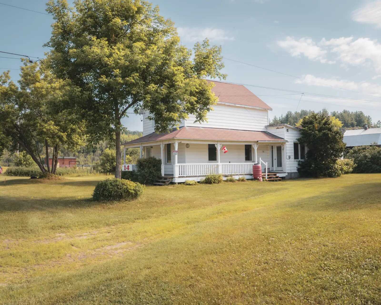 3 Bedroom Farmhouse 4