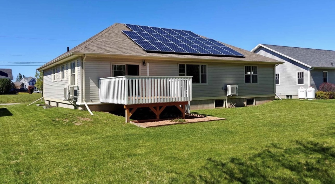 Modern Energy-Efficient Bungalow in Stratford’s Sought-After Waterfront Community 4