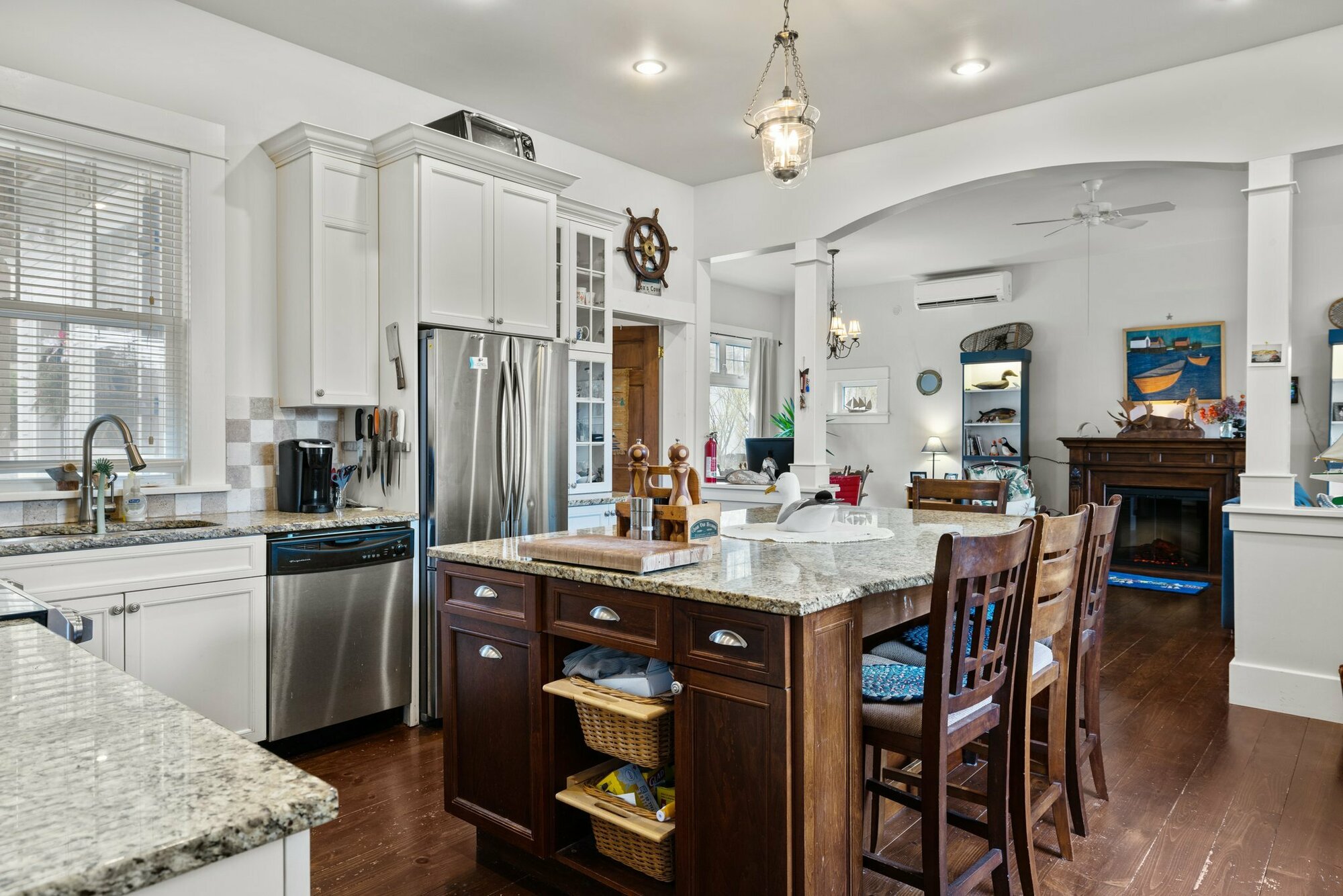 Welcome to 123 Duke Street — a captivating property steeped in history and brimming with opportunity, nestled in the heart of Chester Village. 5