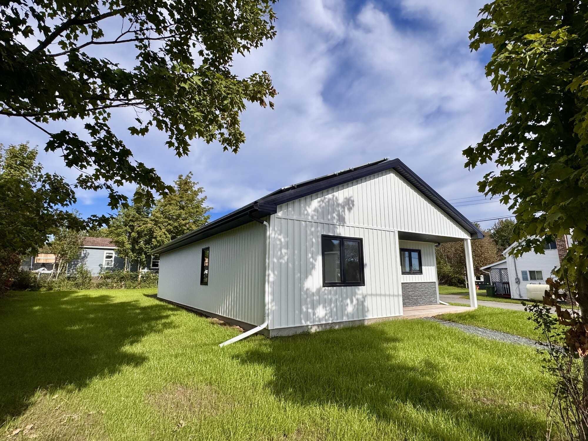 Brand-new construction in Westville! 2