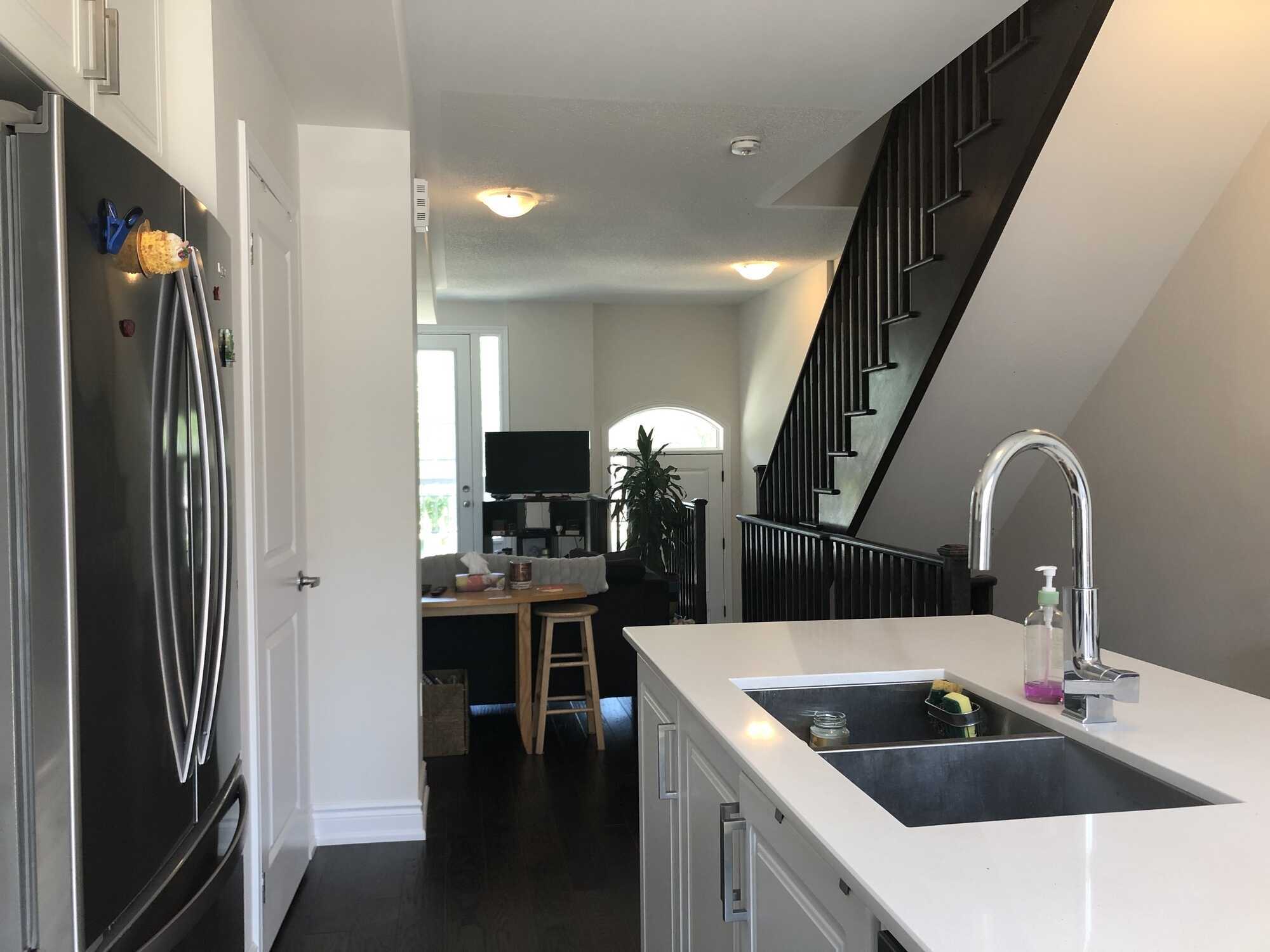 1032B Islington Ave, Etobicoke 5