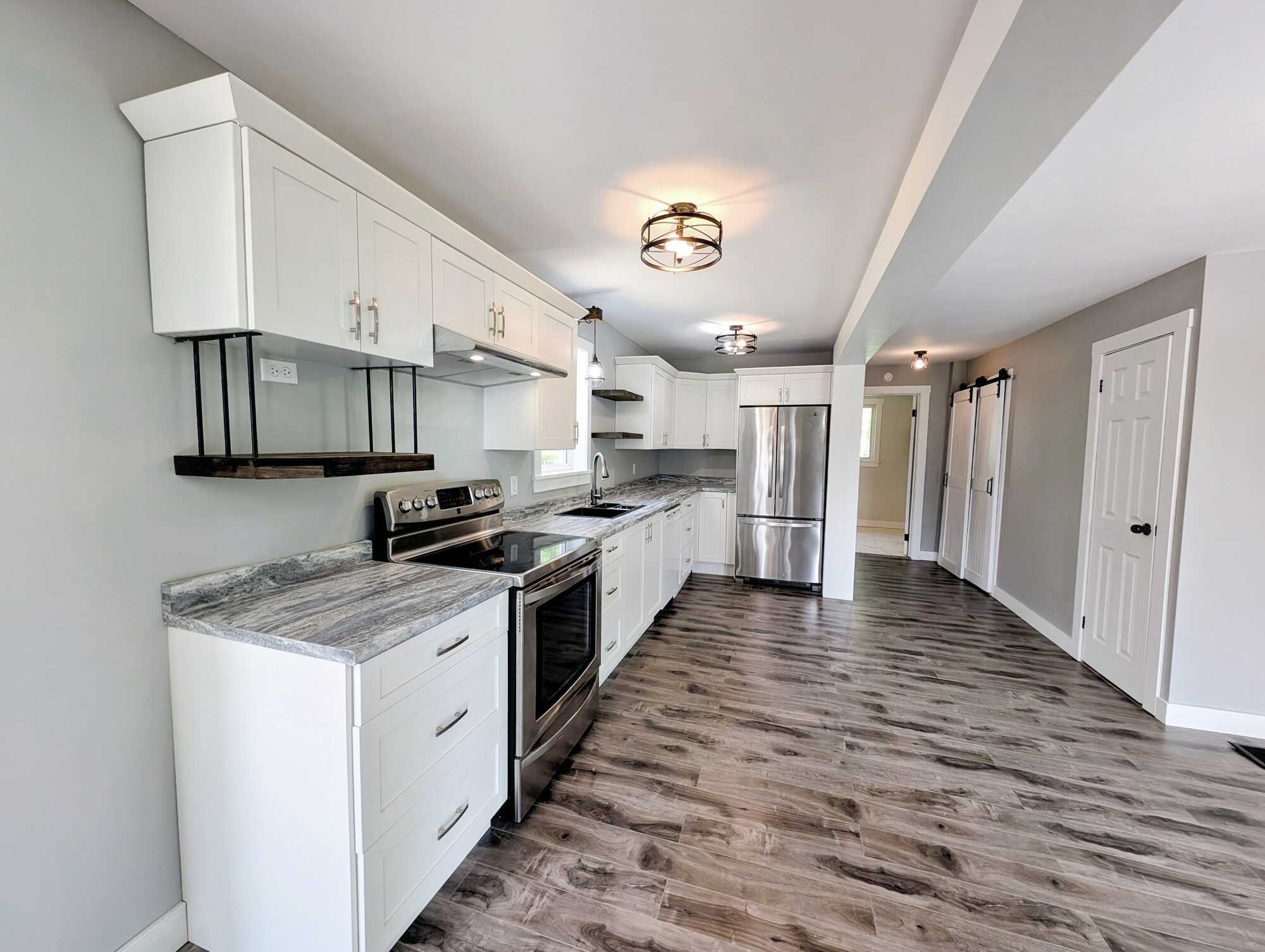 Maison rénovée avec cachet, située à Val-Doucet, N.-B / Renovated Character Home in Val-Doucet, NB 2