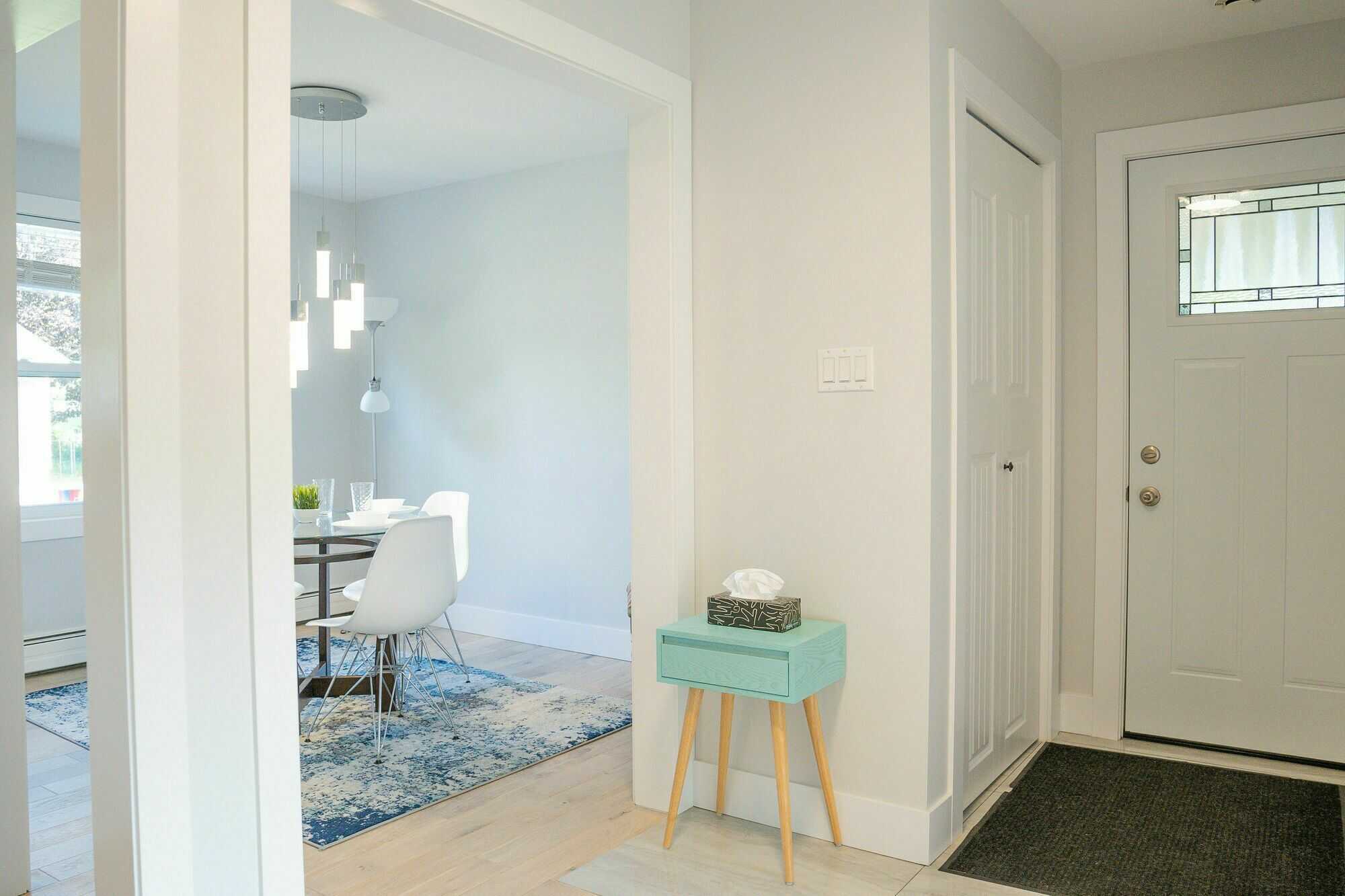Welcome to 36 Simcoe Place — a thoroughly renovated, move-in ready home on a quiet cul-de-sac in one of Clayton Park’s most established and convenient neighbourhoods. 3