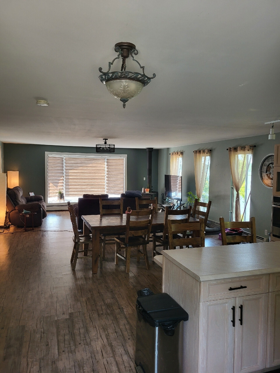 Lakefront Home For sale 2