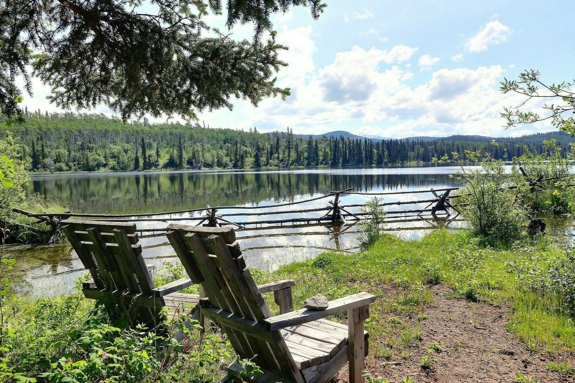 Large off grid log home on 35 Acre lot with a grazing license near Atlin, BC. 2