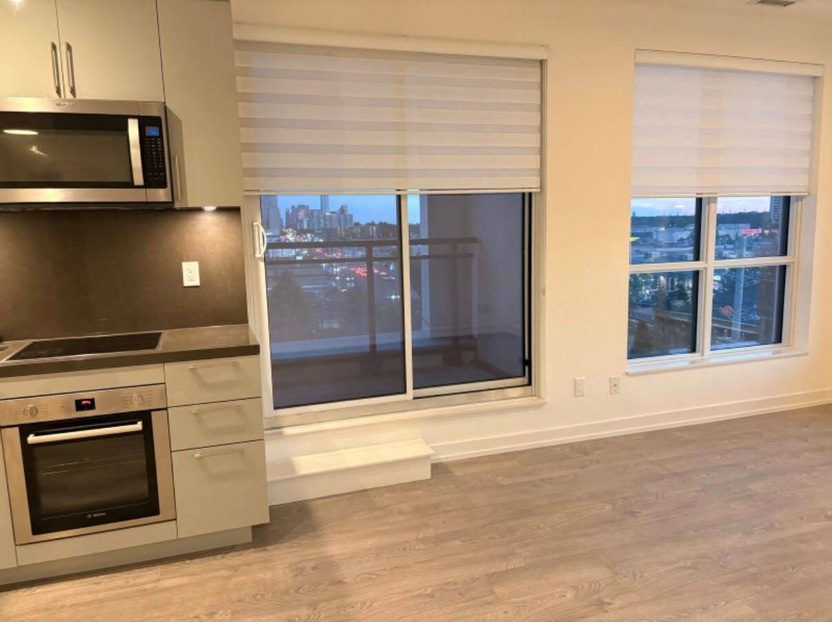Prime Yonge & Steeles 2-Bed, 2-Bath Condo with Parking, Locker & Live/Work Potential 4