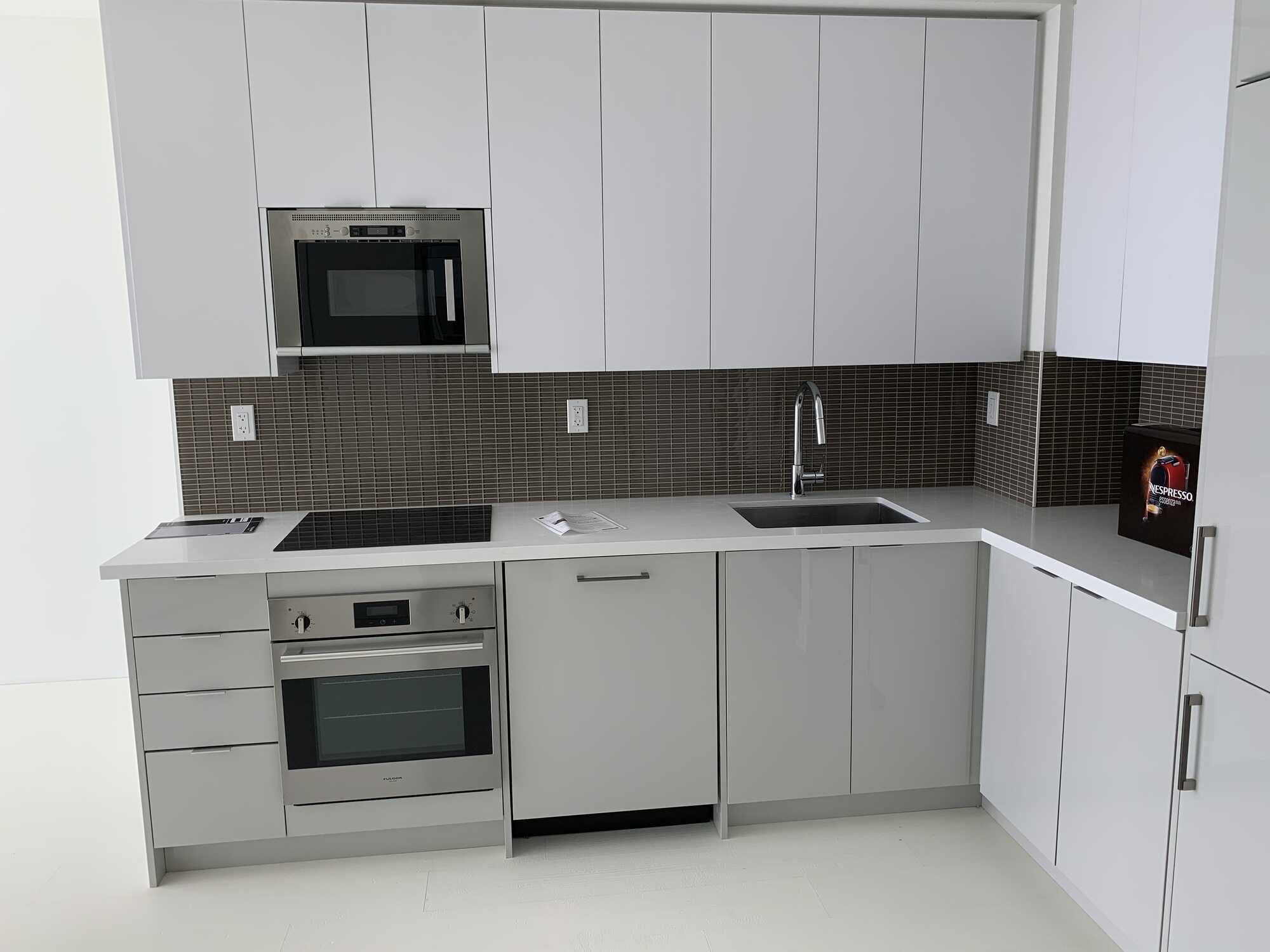 Stunning Brand New, Never Lived In, Luxury Condo 2
