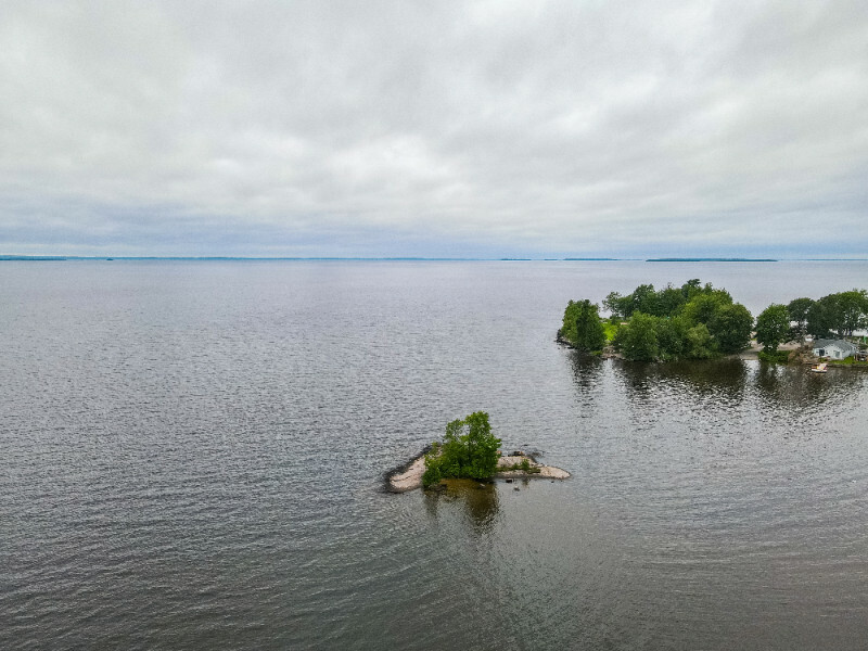 Beautiful land on the shores of Lake Nipissing 2