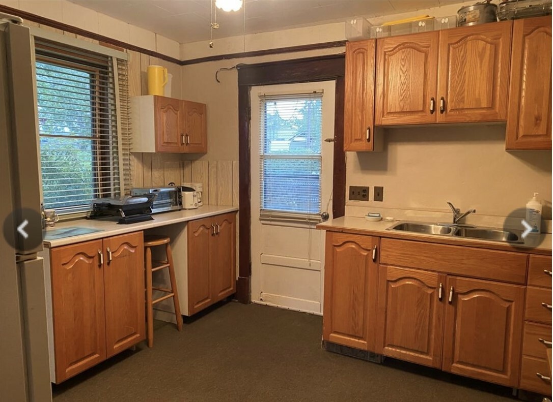 Cabin for Sale - Etters Beach 4