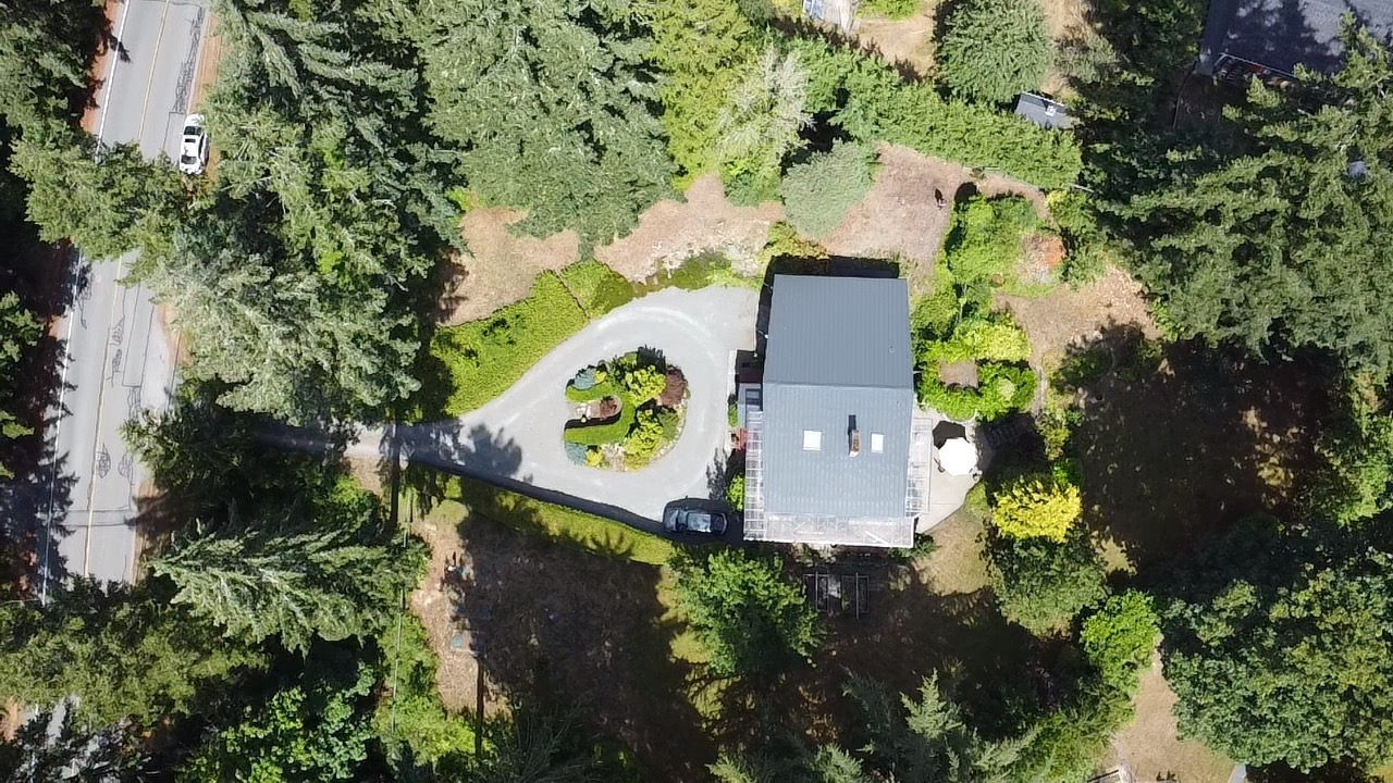 Discover Serenity in this Unique Split-Level Home on 1.12 Acres! 4