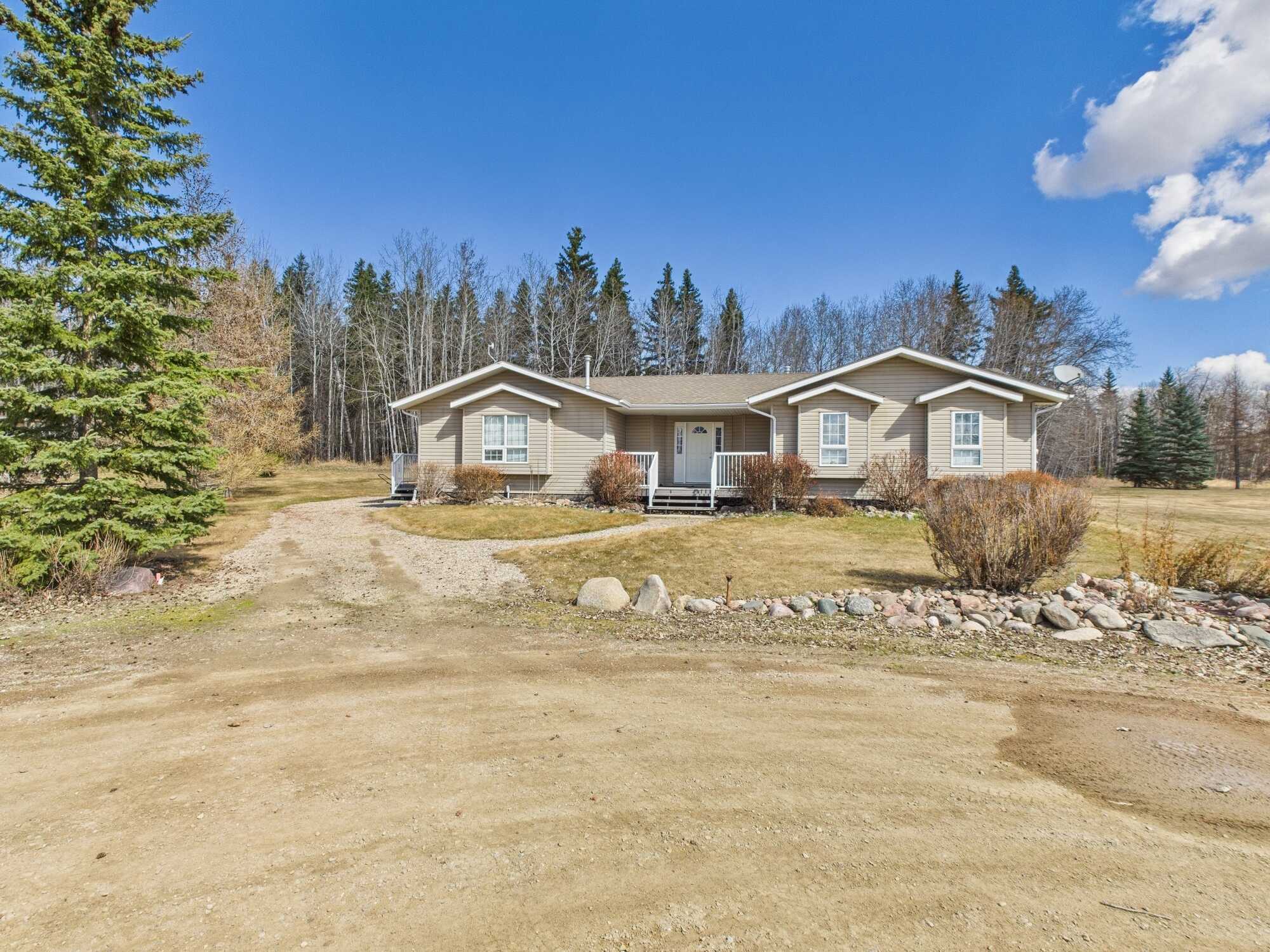 Golfer’s Paradise at Northern Meadows – Your Year-Round Retreat Awaits! 2