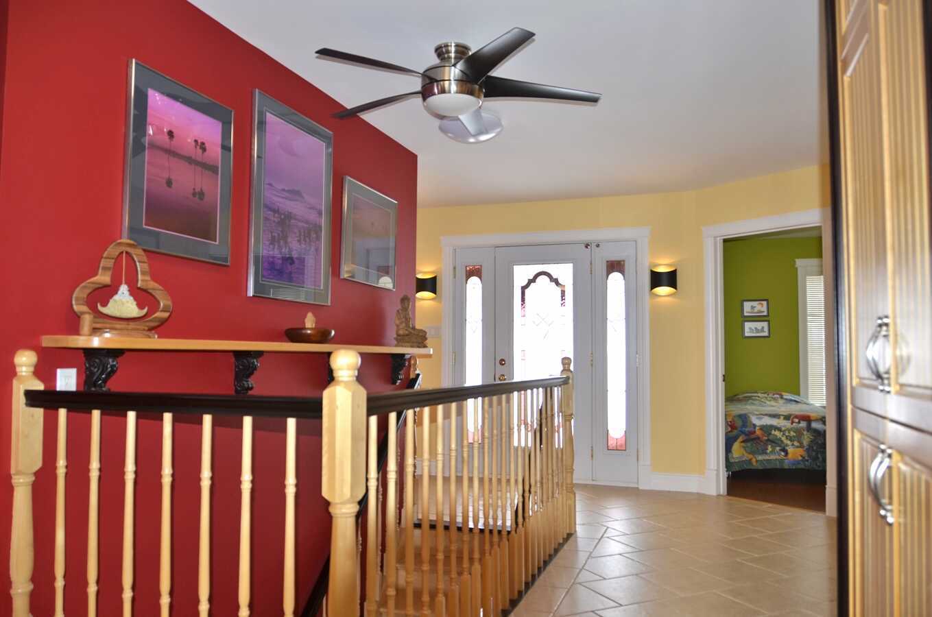 Welcome to our Chic Country Home.  


This spacious home on one acre sits on a hill with wide panoramic views, just minutes from Edmundston and the US border. 5