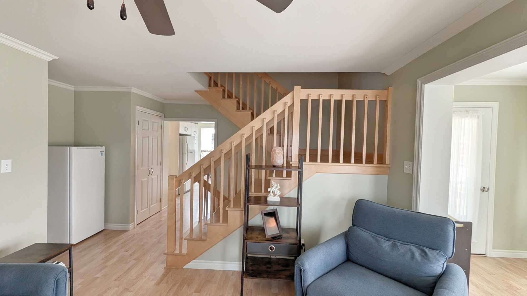 Grande propriété familiale avec revenus au cœur de Caraquet!
--
Spacious Family Home with Income Potential in the Heart of Caraquet! 4
