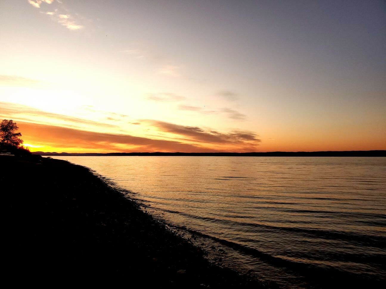 BEACHFRONT PARADISE PROPERTY ON THE BEAUTIFUL BAY OF CHALEUR 3