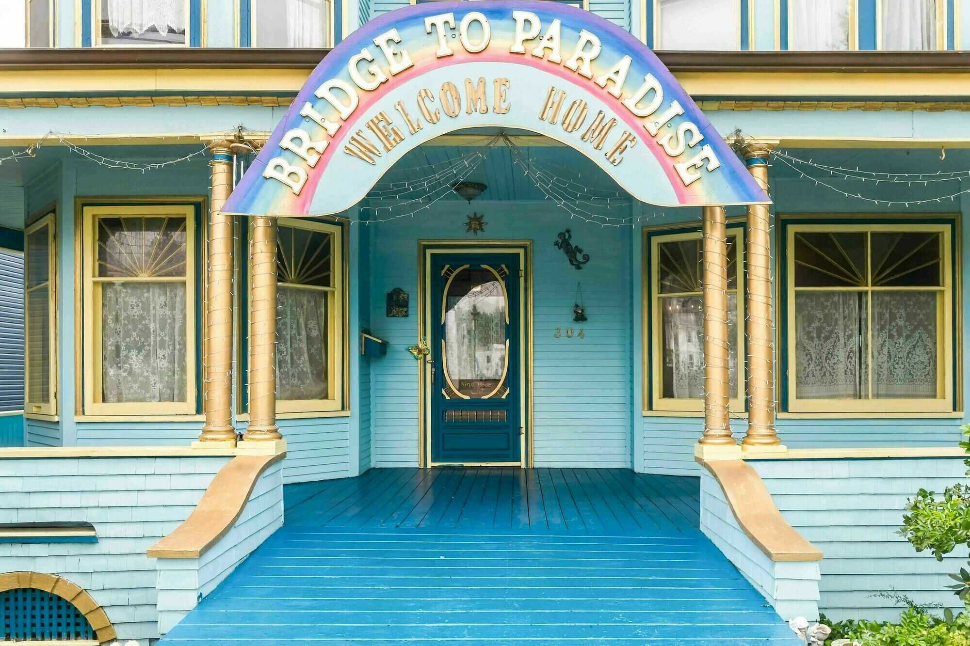 Stunning Artistic Victorian Character Home in the Heart of Bridgetown, Nova Scotia 3