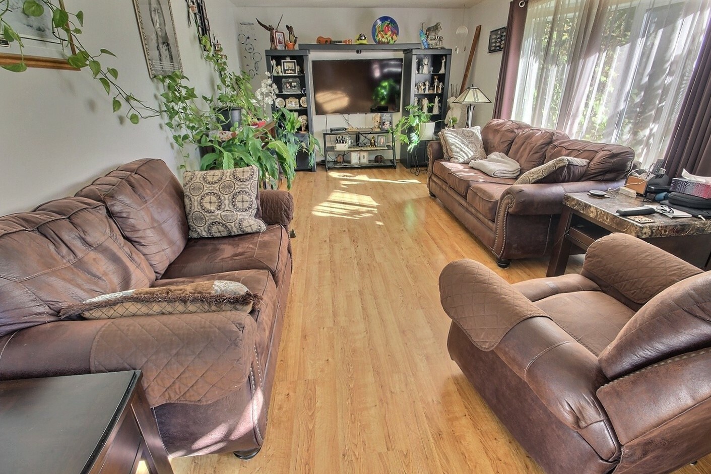 506 Laliberte Avenue, Beauval, SK
Home on 3 acres with heated shop, quonset, double garage, & guest house 4