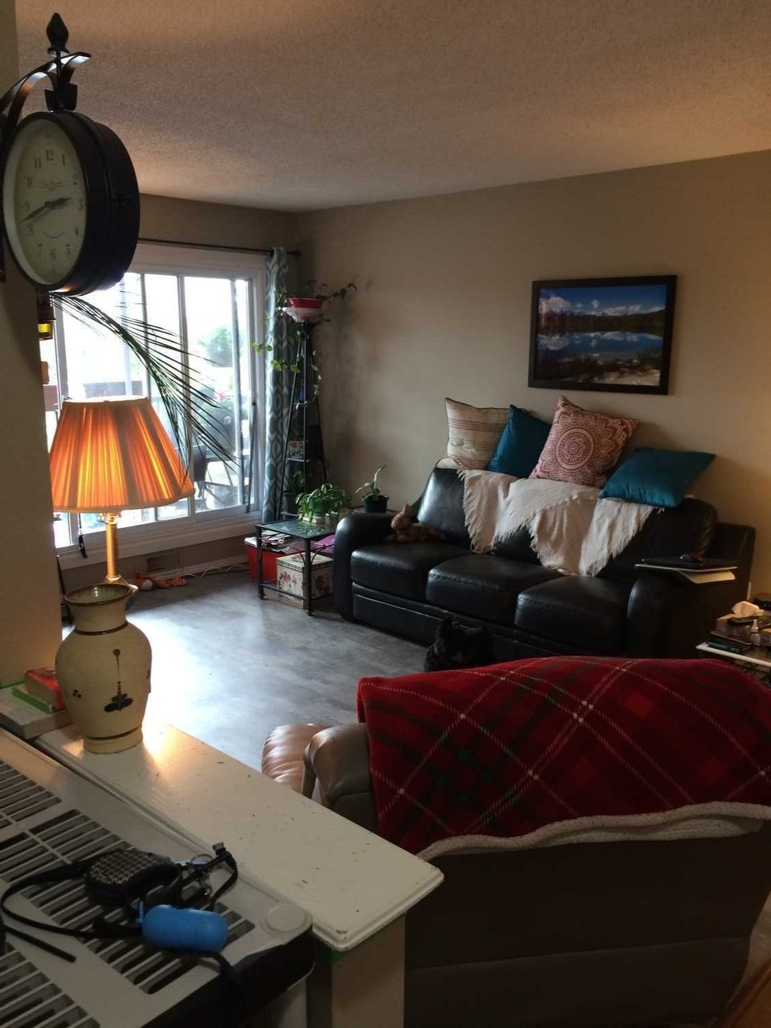 Open Concept Condo 5