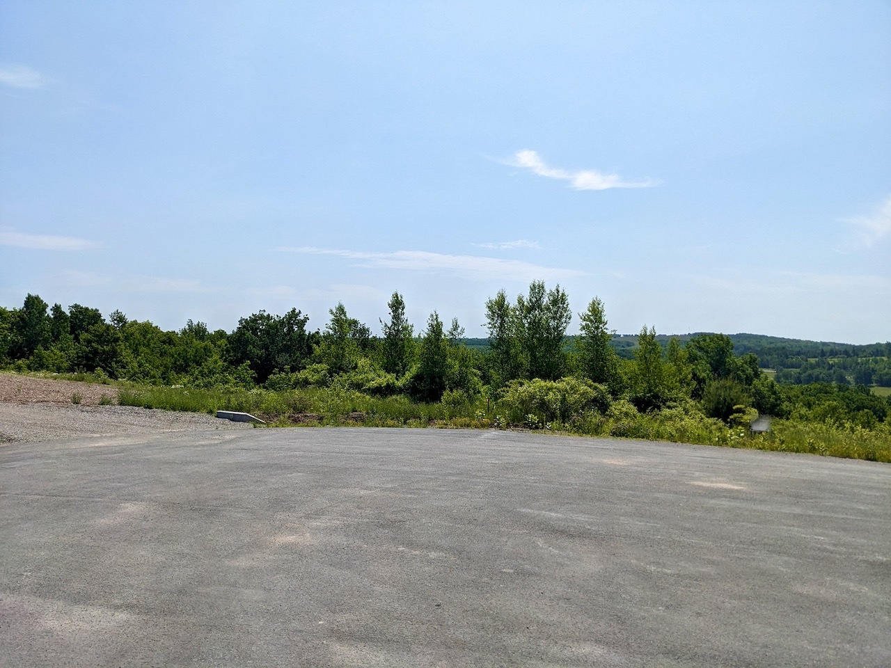 Premium 2.1 acre building lot, with a beautiful view, conveniently located between Hwy 101 and downtown Kentville 4