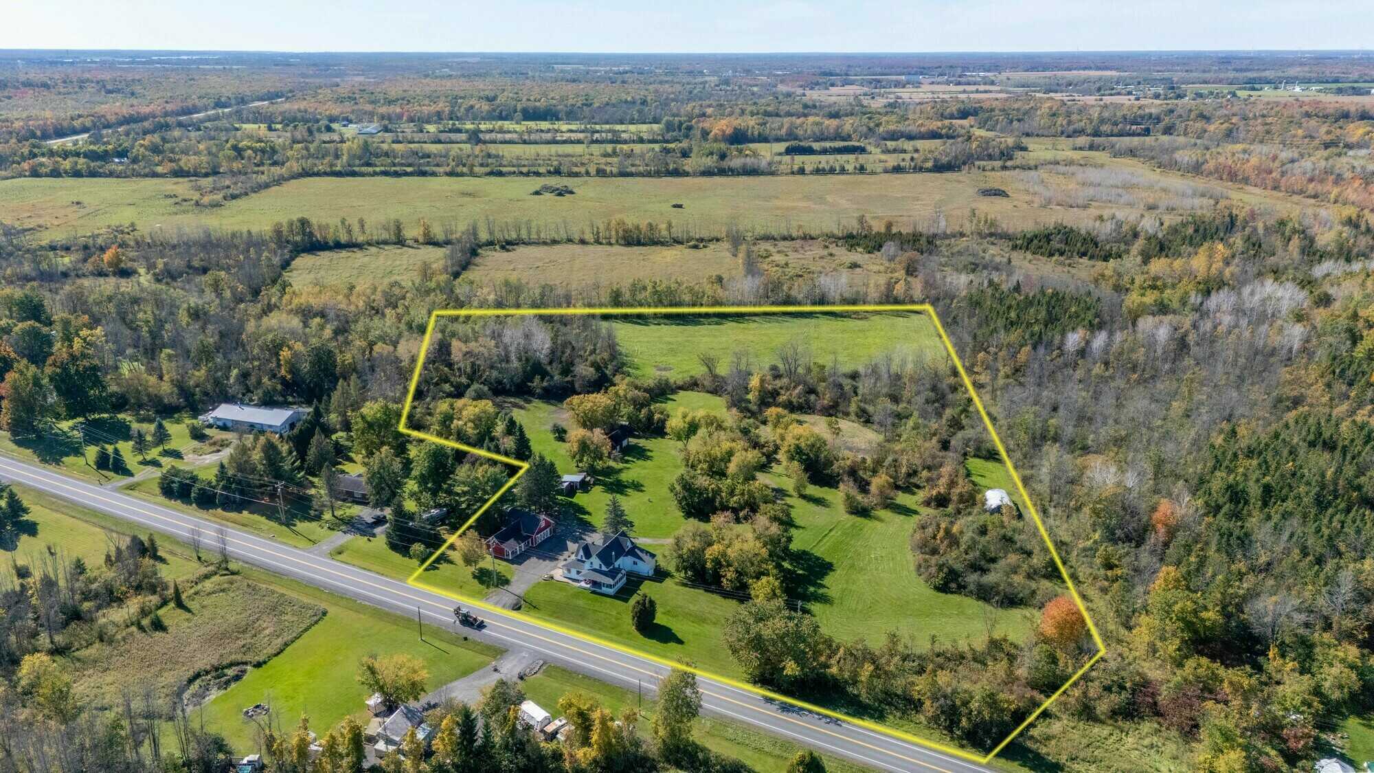 12.7 Acres | Century Home | Barn | Workshop | Multiple Outbuildings 3