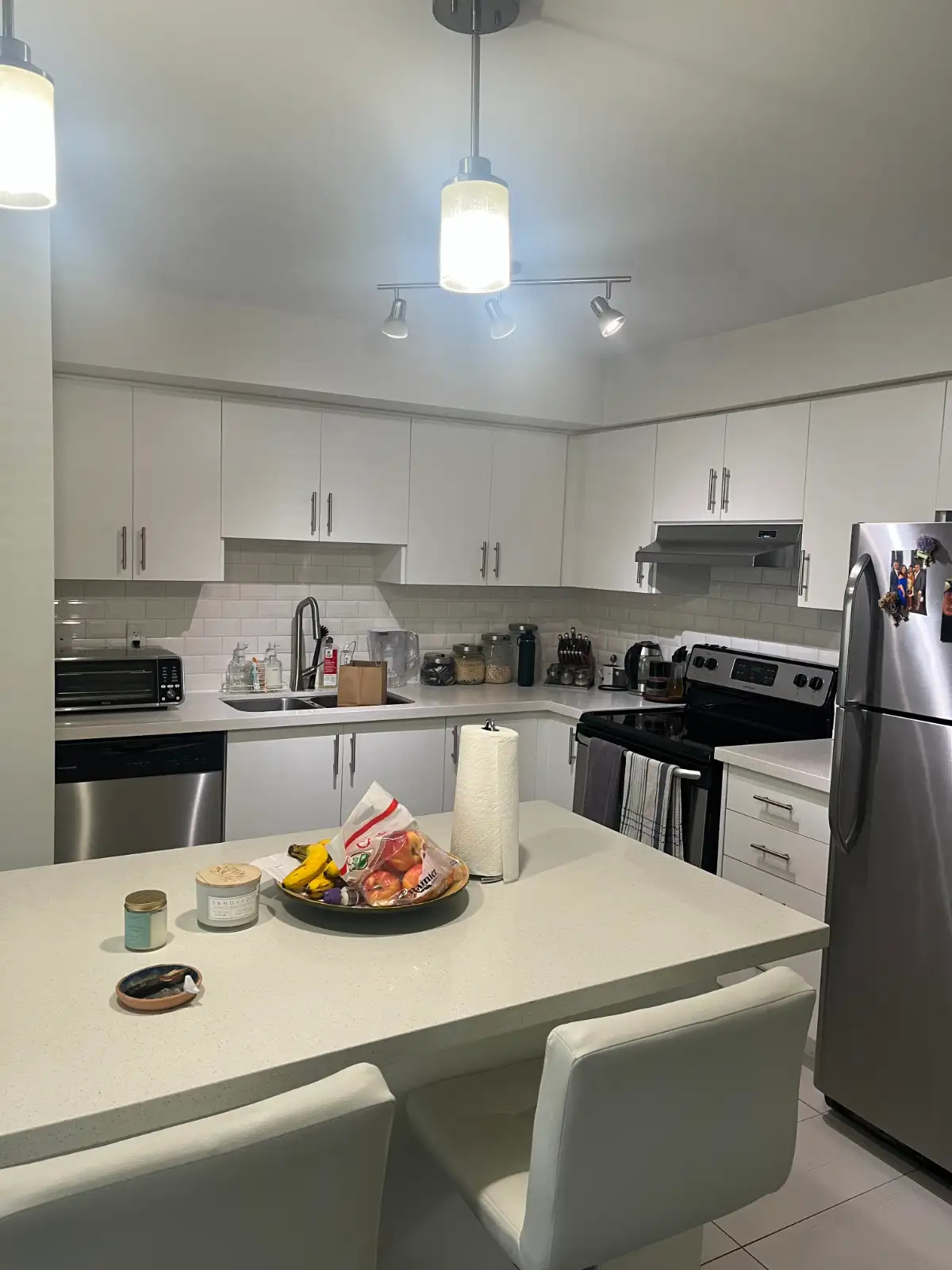 Stunning 2 Bed, 2 Bath Townhome Woodbridge 3