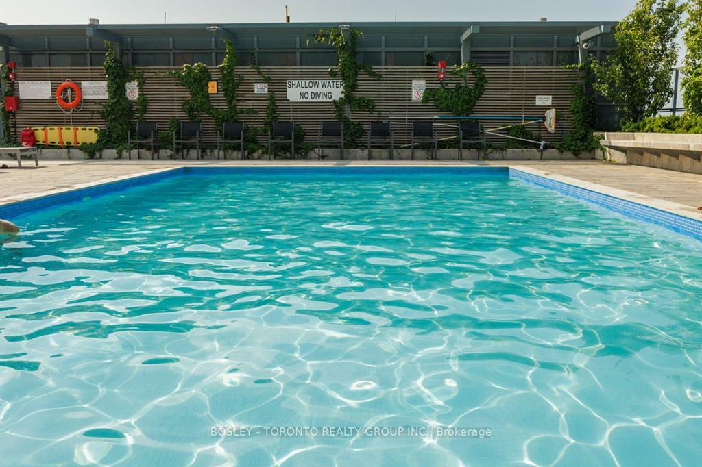 Bright 2+1 Corner Condo with 2 Balconies & Tandem Parking – Steps to Wilson Station 3