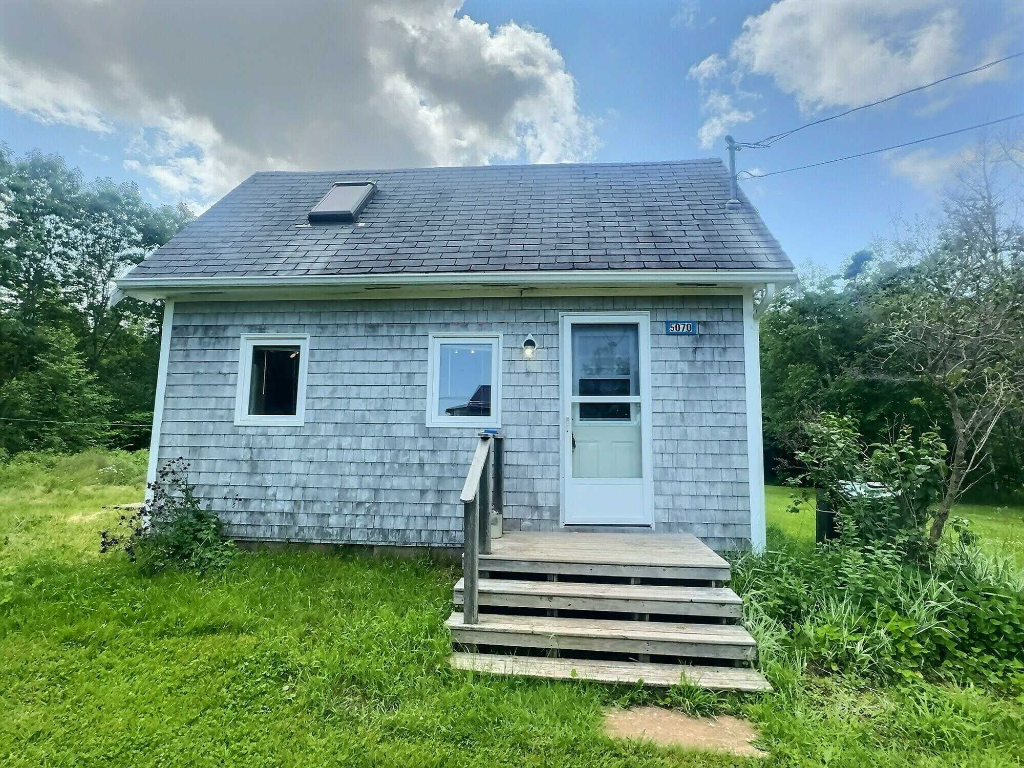 Affordable, Move-In Ready & Full of Character! 3