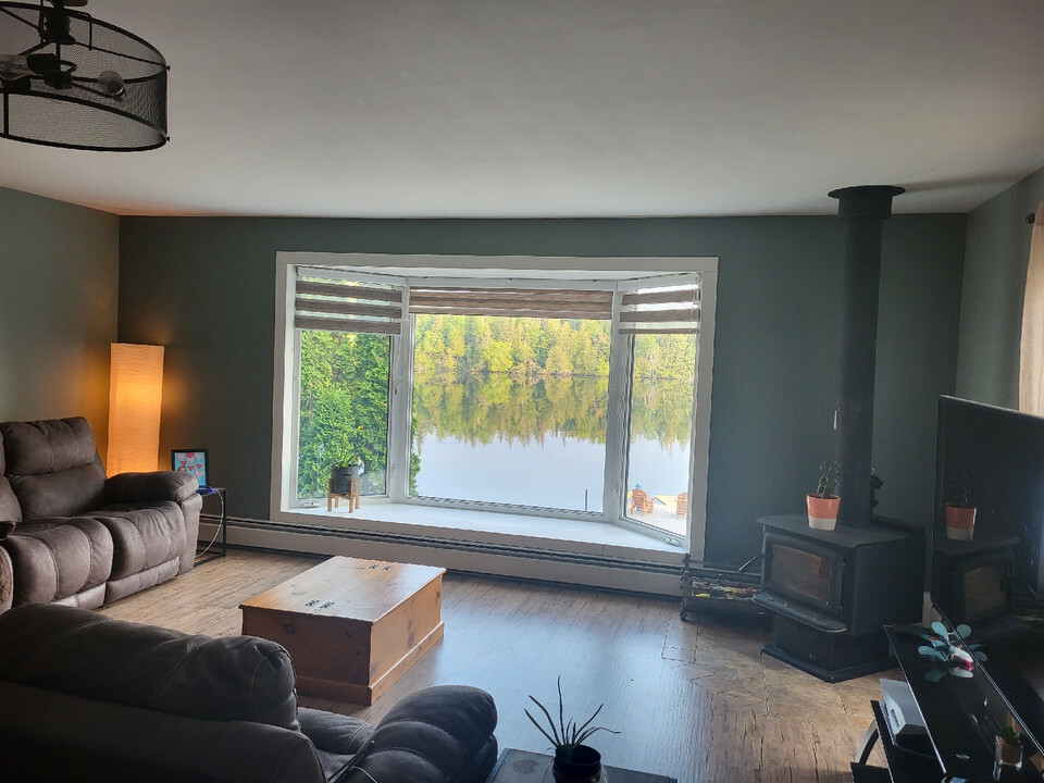 Lakefront Home For sale 4
