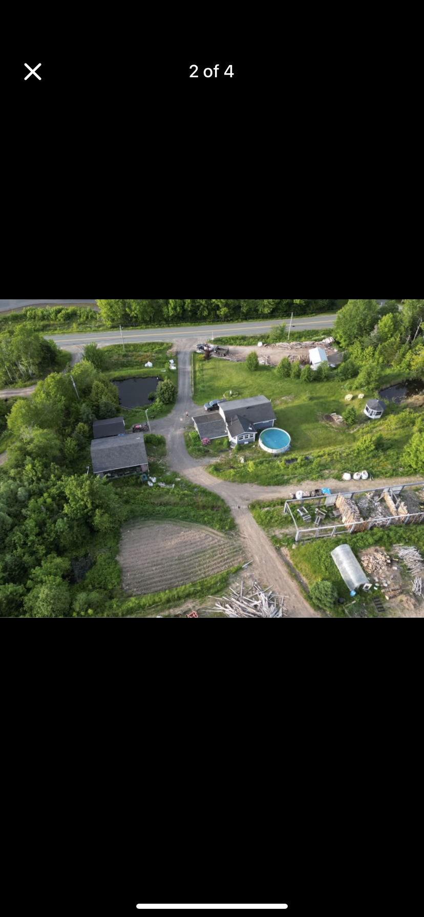 This spacious property is ideal for new family to start their legacy. 2