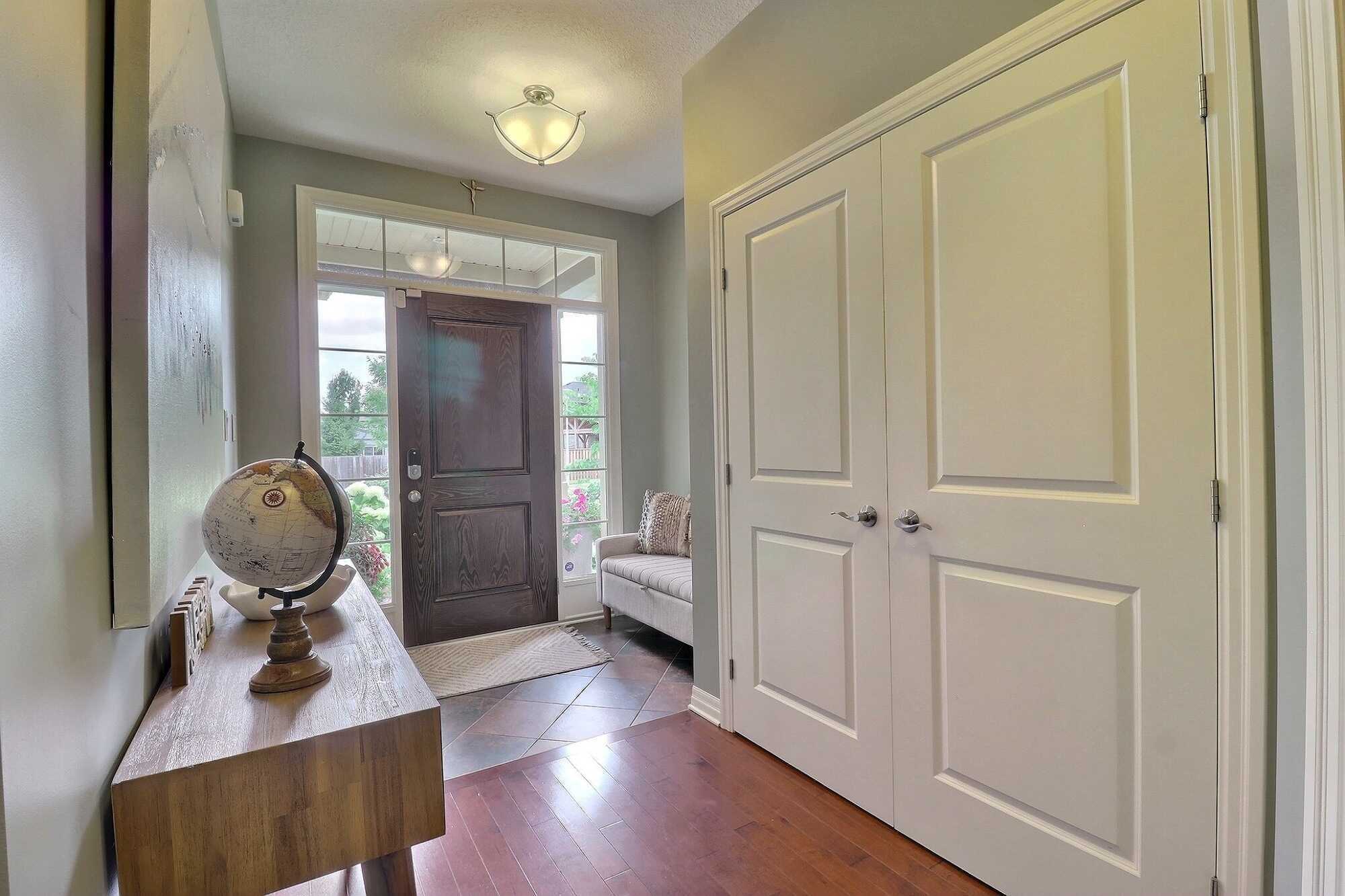 A Home That Checks Every Box In Desirablel Talbot Village!
Fully Finished 4+1 Bedroom, 3.5 Bathroom Home! 2