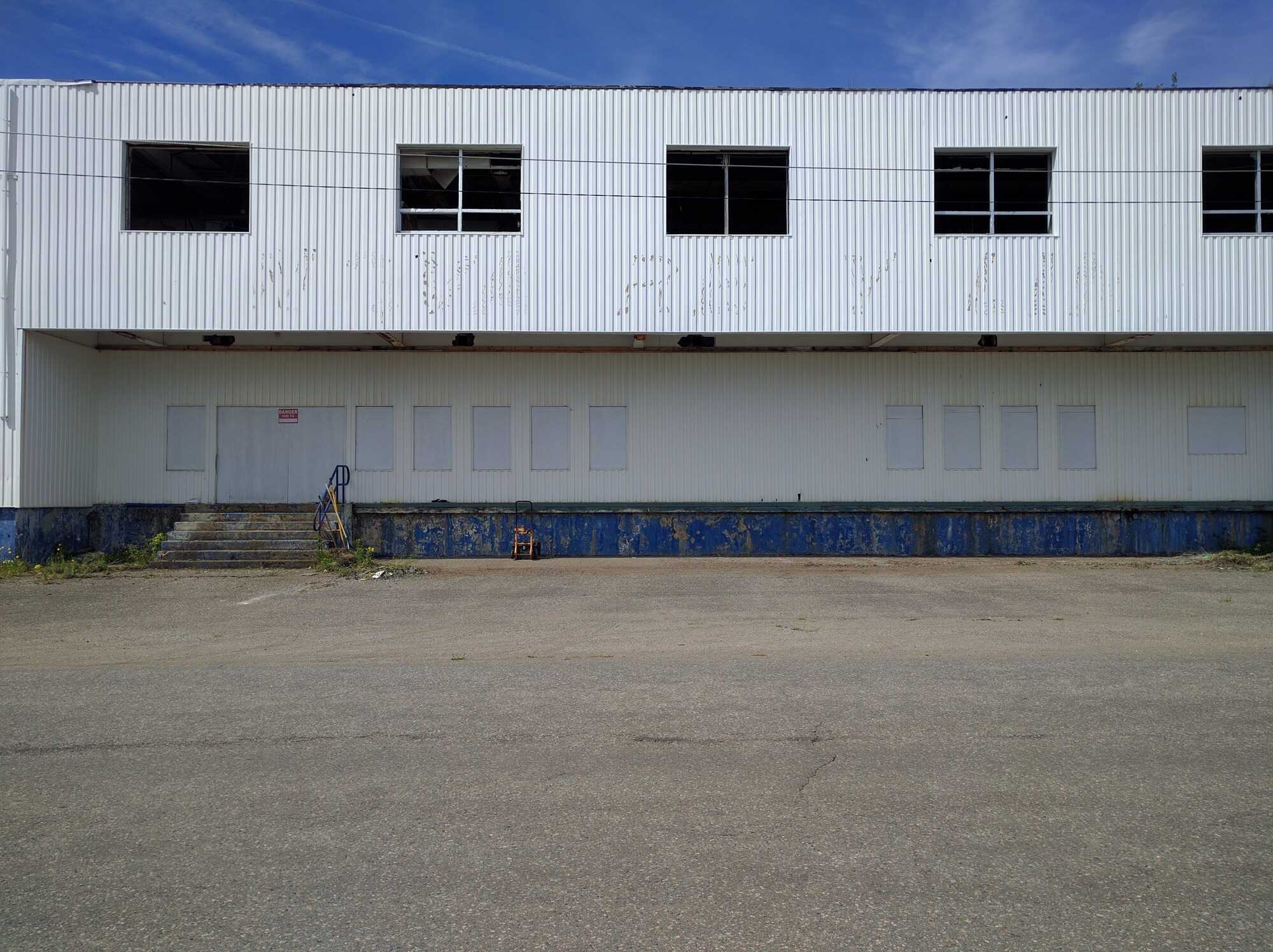 Over 5 acres of commercial land. 4