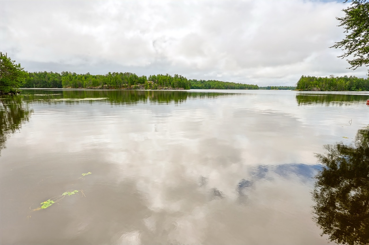 Waterfront Dream Today – Your Future Home Tomorrow! 4