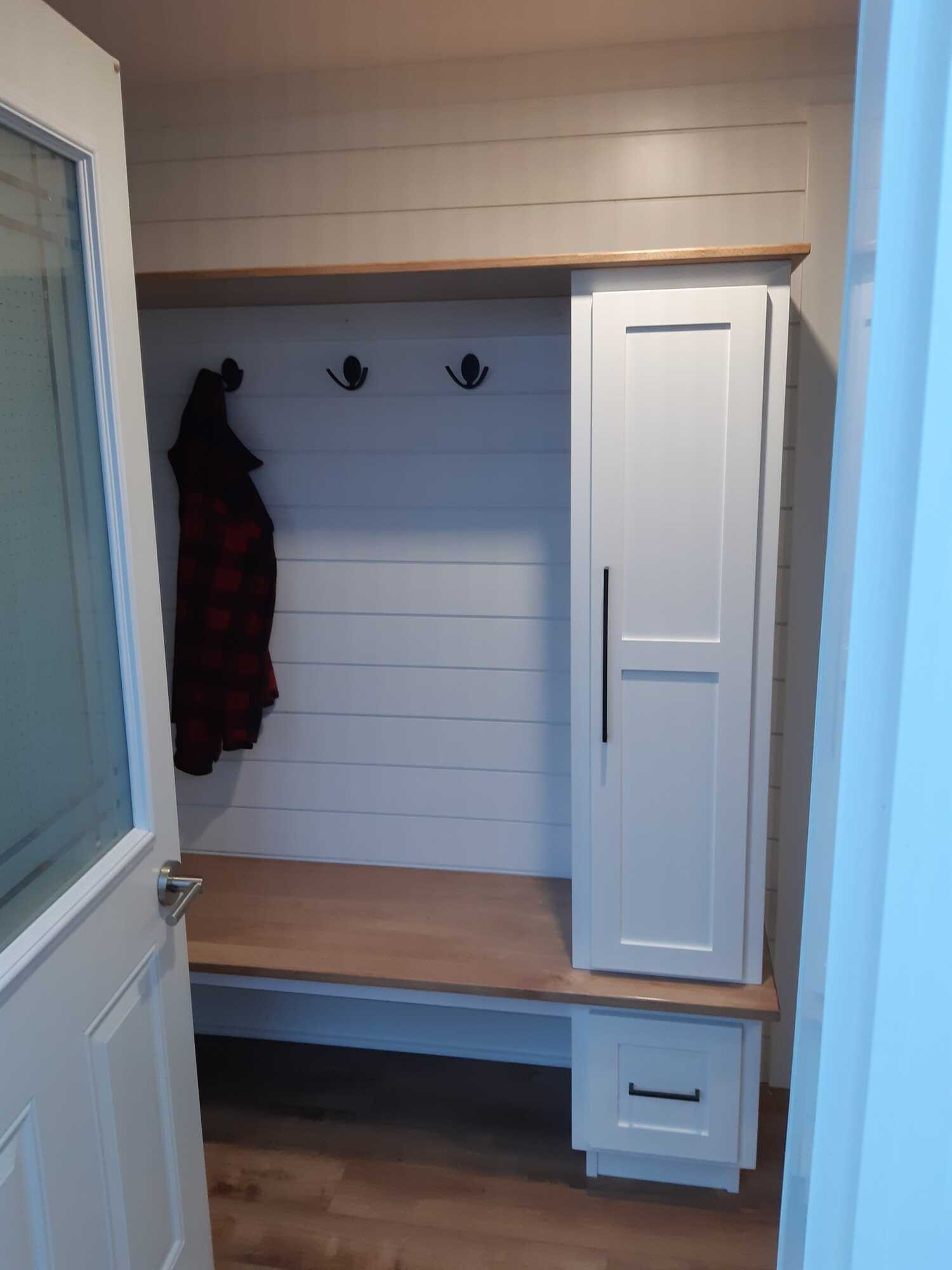 Fully Renovated Mini Home on a Spacious 0.8-Acre Lot 5