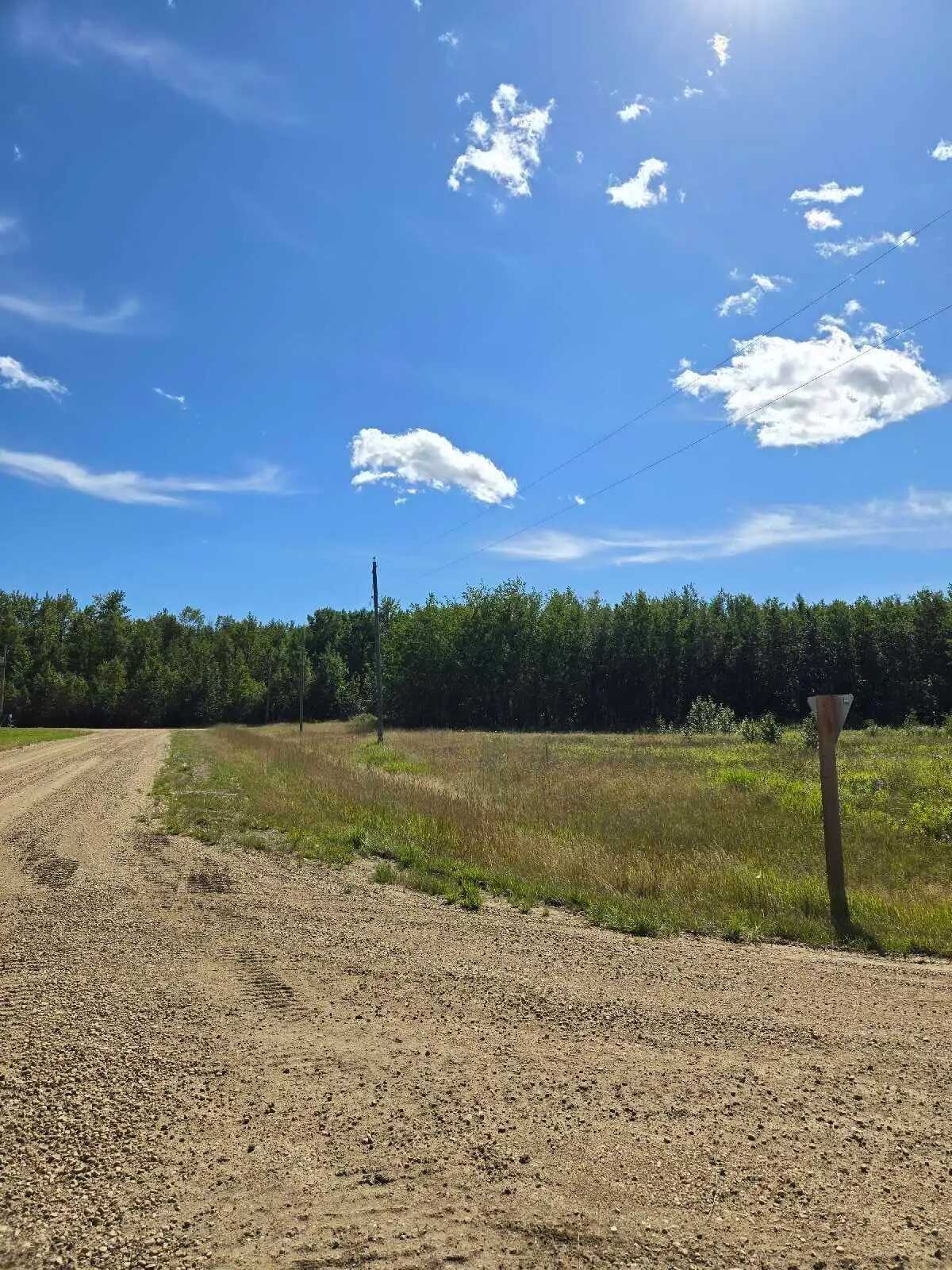 1.9 Acres in Charaden Meadows at Pigeon Lake 5