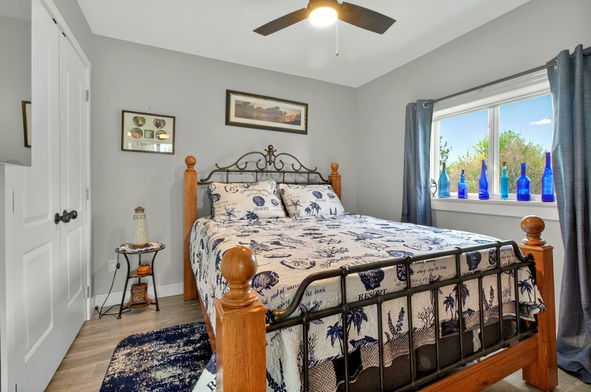 Beautiful, updated home with deeded access to the beach! 2