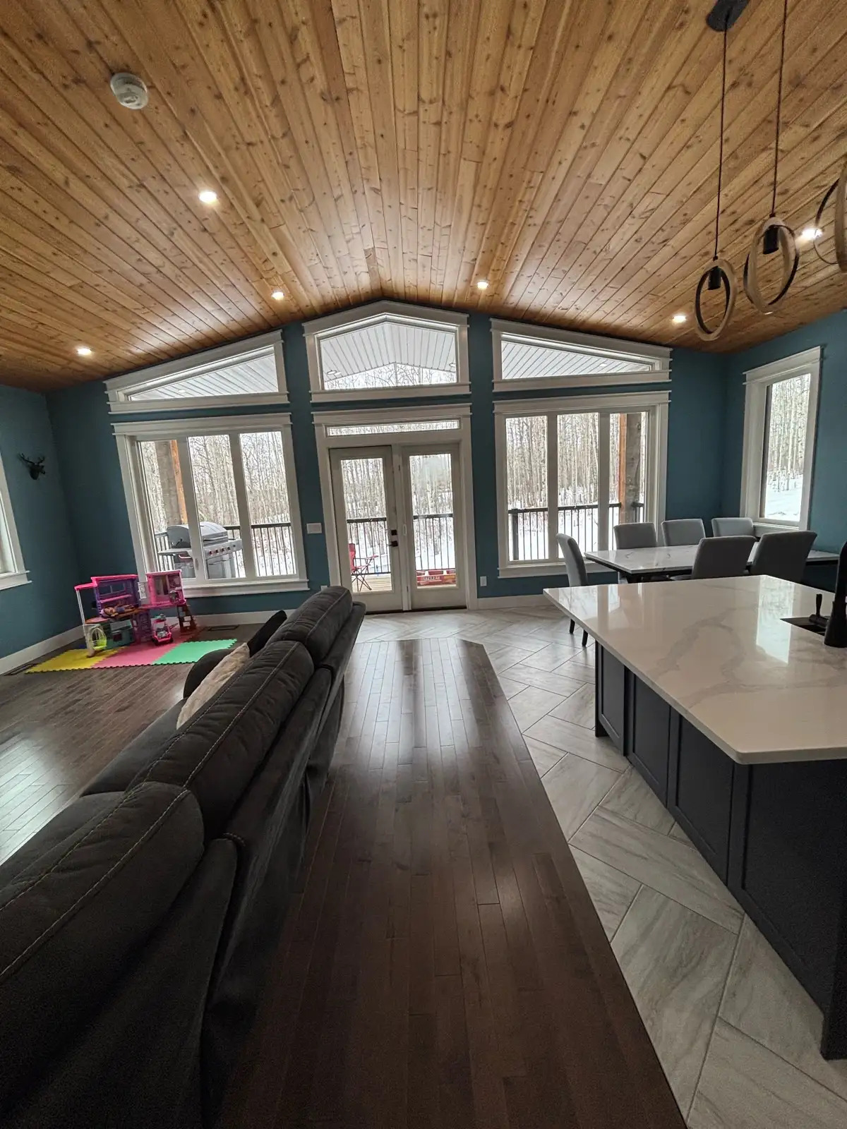 Acreage Living with Shop + RV Garage 4
