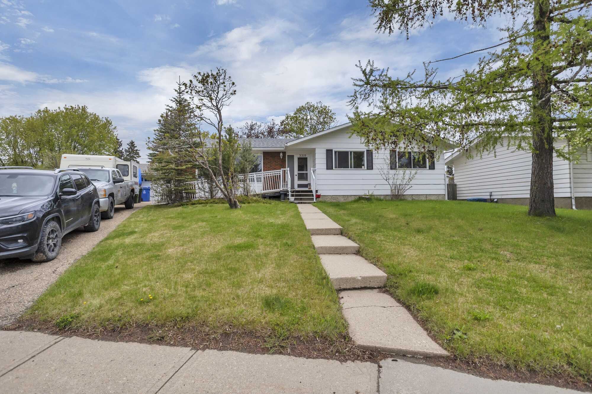 Income Generating ~ Newly Renovated ~ Bungalow ~ Detached Garage ~ Half Pie Lot ~ Full Kitchen In Basement ~ Great Location 3