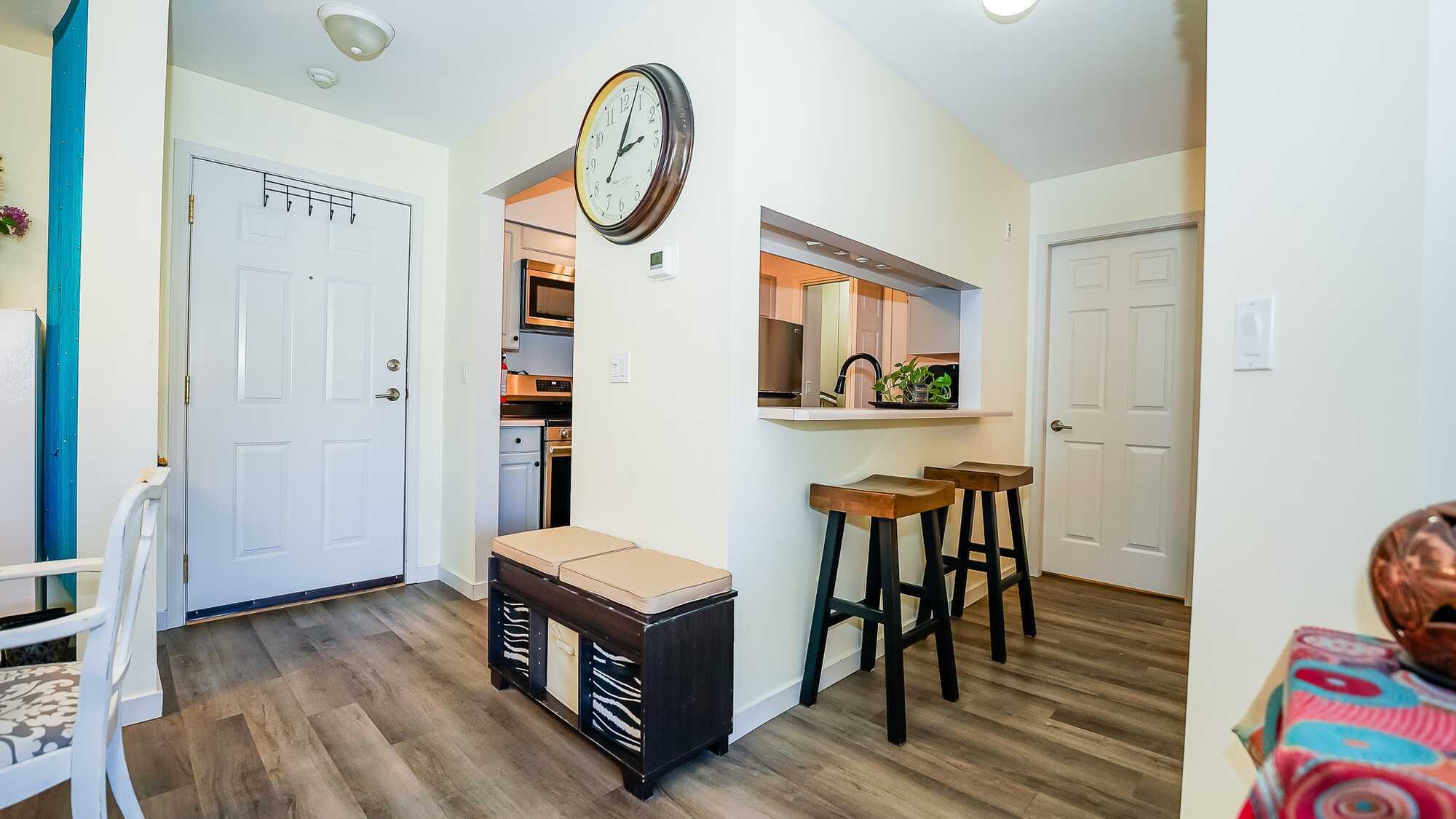 Located in a well maintained building at 650 Third Street SW #408, this 2 bedroom, 2 bathroom condo offers comfortable living with everyday convenience right at your doorstep. 3