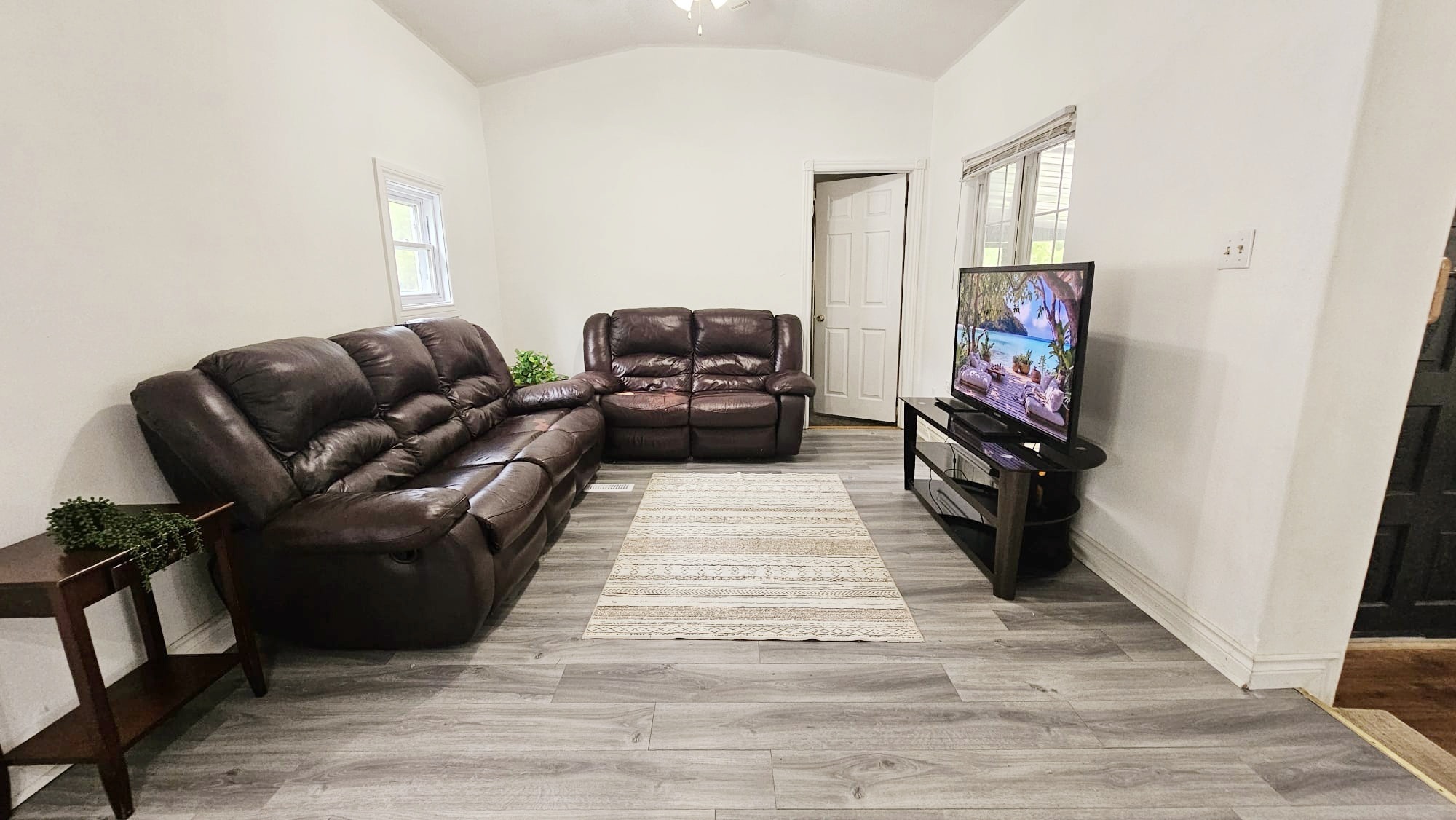 1st Time Home Buyers - Great Opportunity to own your own place! 4
