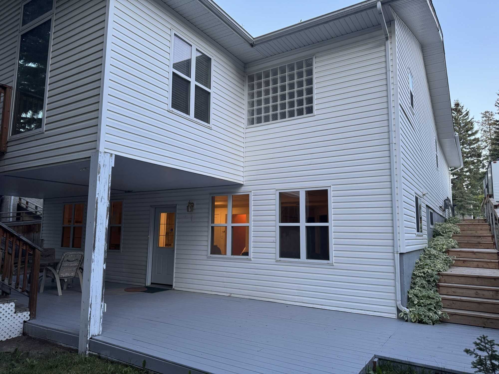 Hinton Hill Home with Private Walk-out Suite 4