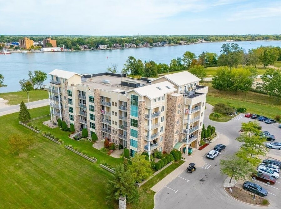 "STUNNING CORNER CONDO" – BOBLO ISLAND (3RD FLOOR)
 WATERFRONT EXPOSURE! 
 UNOBSTRUCTED WATER VIEWS
 Traditional Buyer or Investor 4