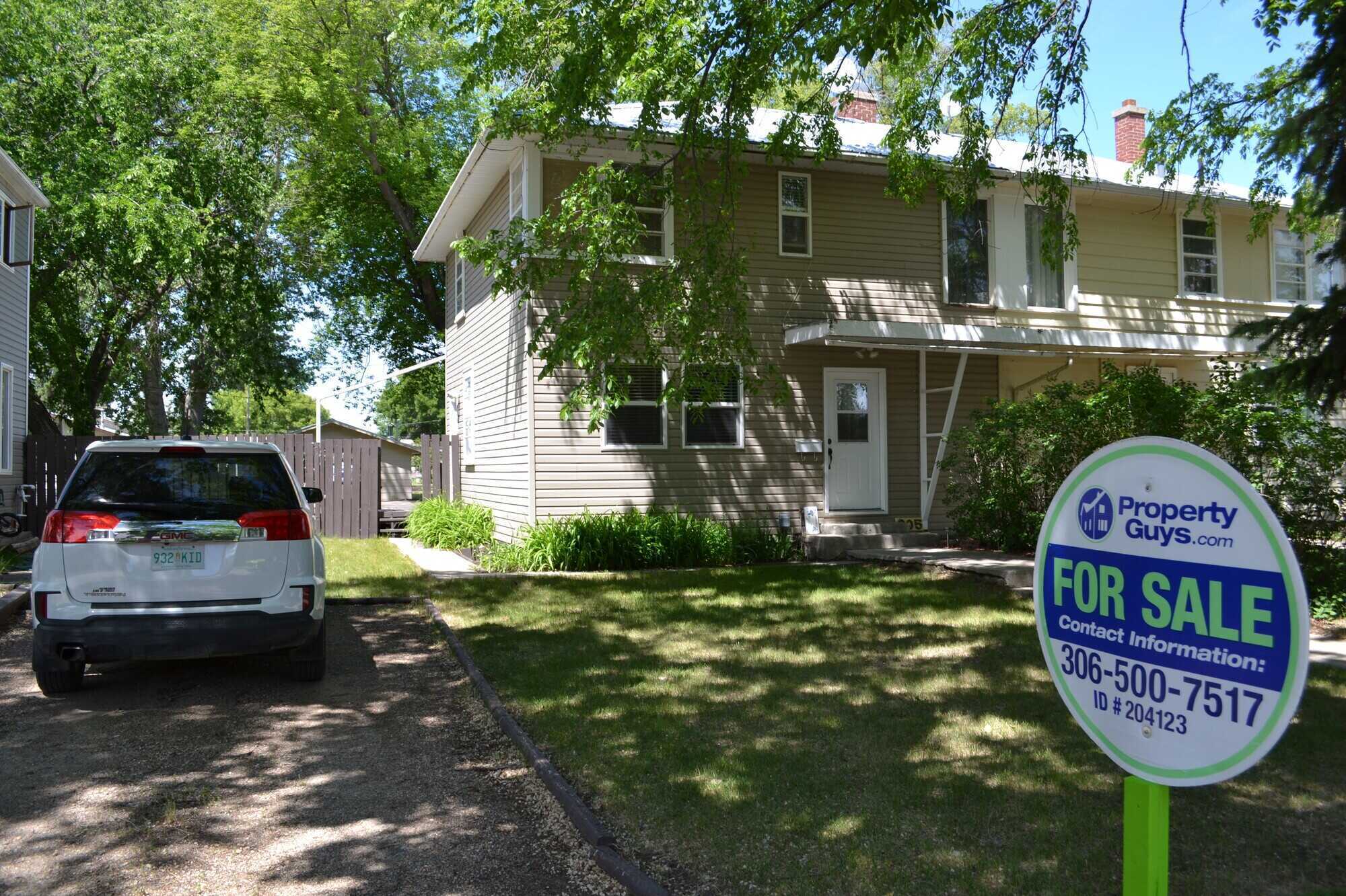 205 3rd Street East, Watrous 2