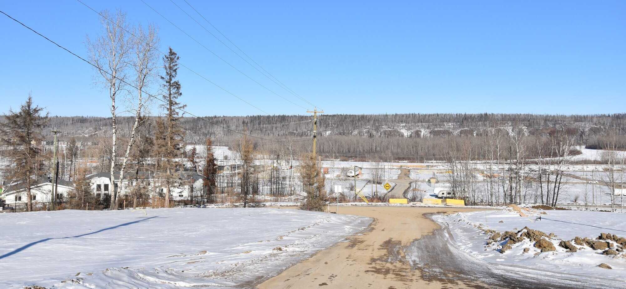 7312 High Avenue, Fort McMurray 2